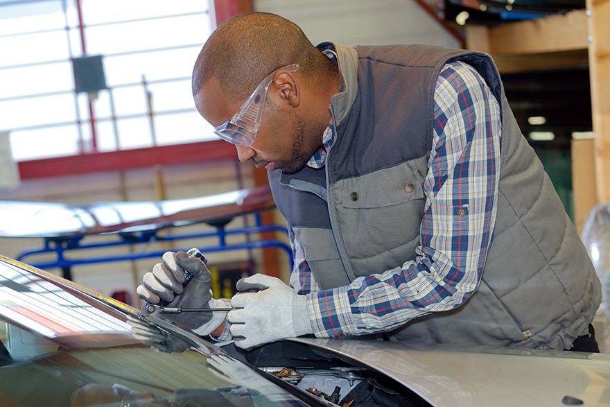 Auto Glass Repair Montrose California